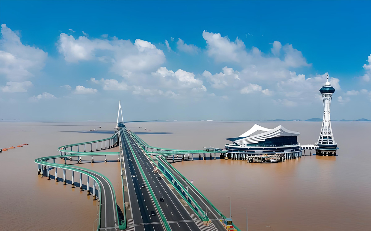 Hangzhou Bay Sea-Crossing Bridge